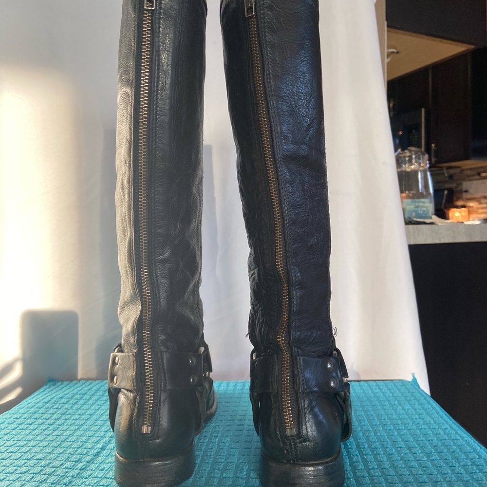 FRYE Phillip Harness Tall Sz 7 - Picture 4 of 8